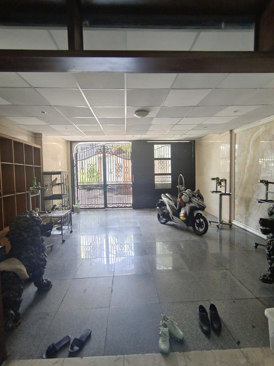Bán nhà quận 10, đường Tô Hiến Thành, 125m2, hẻm xe hơi, 3 tầng, 23 tỷ2591592