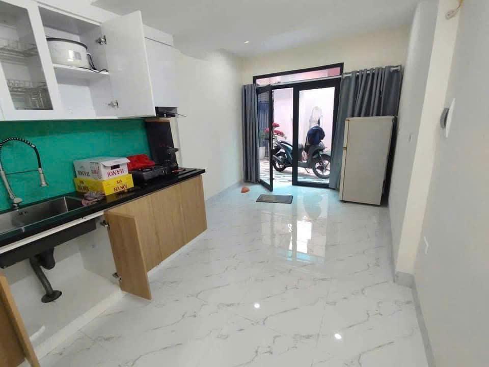 Cho thuê tập thể tầng 1 Mai Động, 45m2, 2 ngủ, 8 Triệu/tháng - LH 09363977672393234