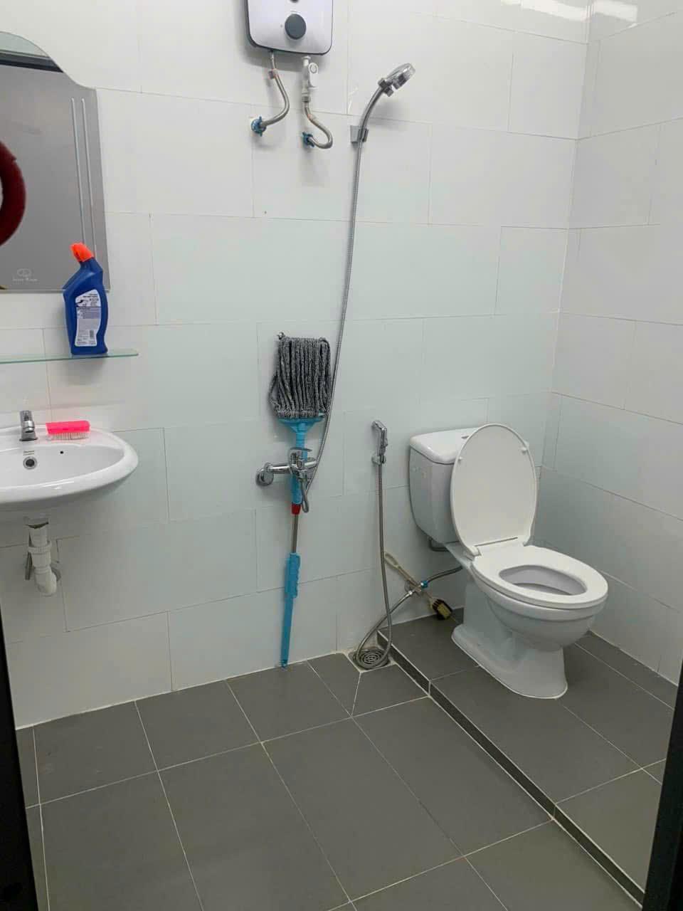 💥CHO THUÊ NHÀ NGUYÊN CĂN 2PN – HẺM 388 NGUYỄN VĂN CỪ, NINH KIỀU – GIÁ CHỈ 6.5 TRIỆU/THÁNG!2560059