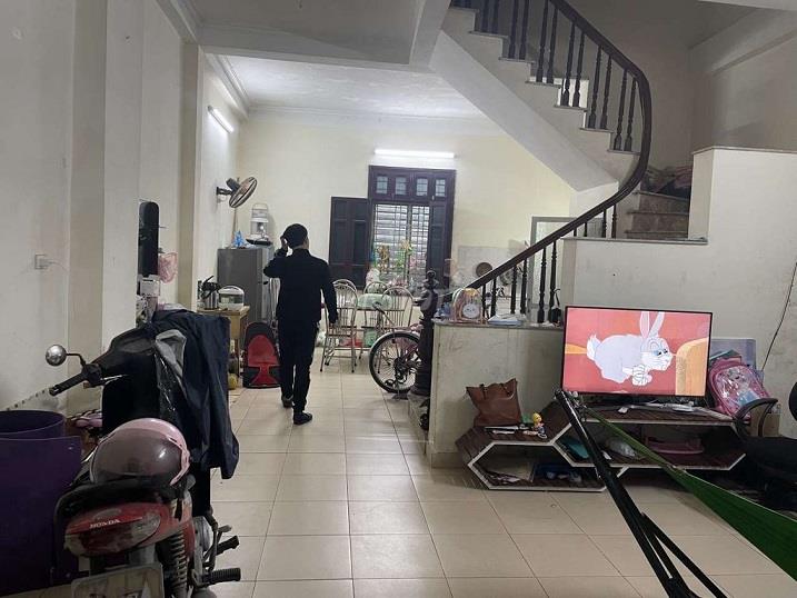 Chính chủ cho thuê nhà 2 tầng 1tum tại ngõ 180 đường Tây Mỗ, quận Nam Từ Liêm, Hà Nội2433194