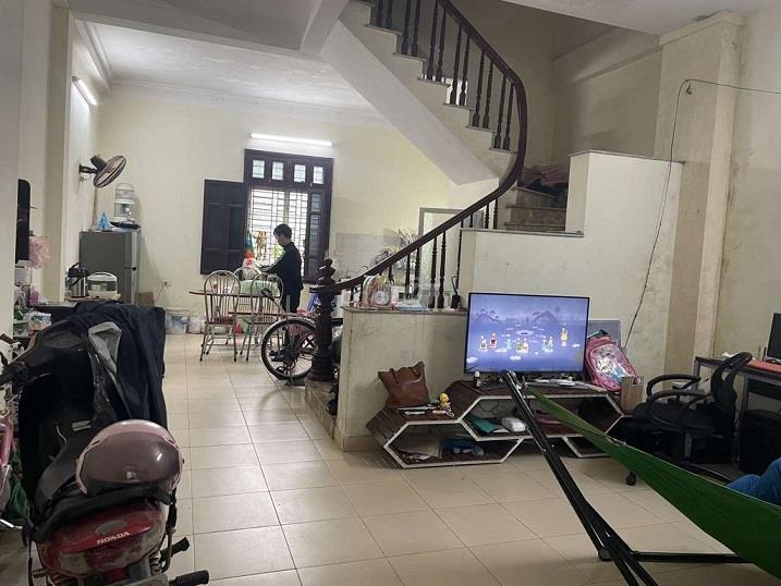 Chính chủ cho thuê nhà 2 tầng 1tum tại ngõ 180 đường Tây Mỗ, quận Nam Từ Liêm, Hà Nội2433193