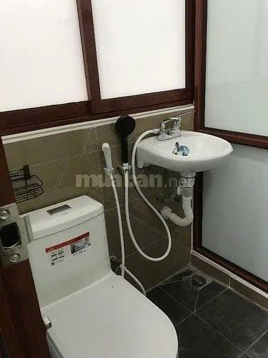 CHÍNH CHỦ CHO THUÊ PHÒNG TRỌ NGÕ 101 PHỐ THANH NHÀN, HAI BÀ TRƯNG2485264