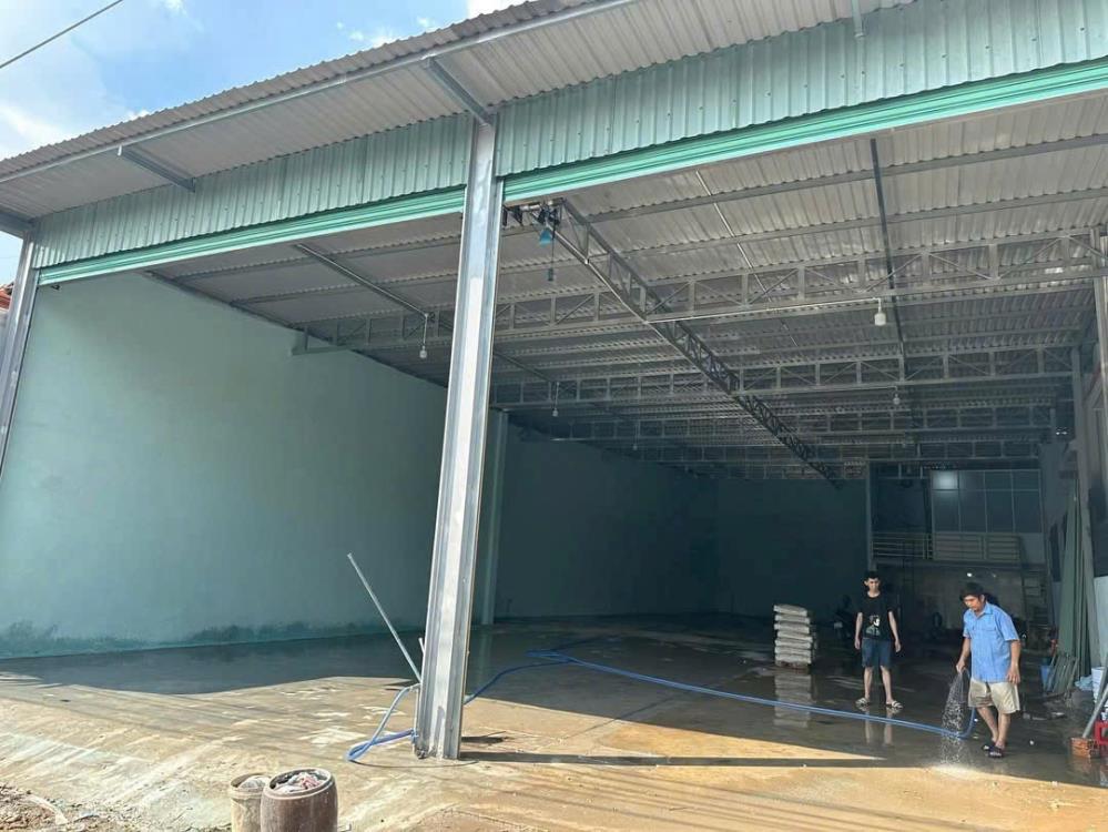 Cho thuê kho mặt tiền Quốc lộ 13, TP. Thủ Dầu Một – ngang 12.5m, 400m² - 35 triệu/tháng2612289