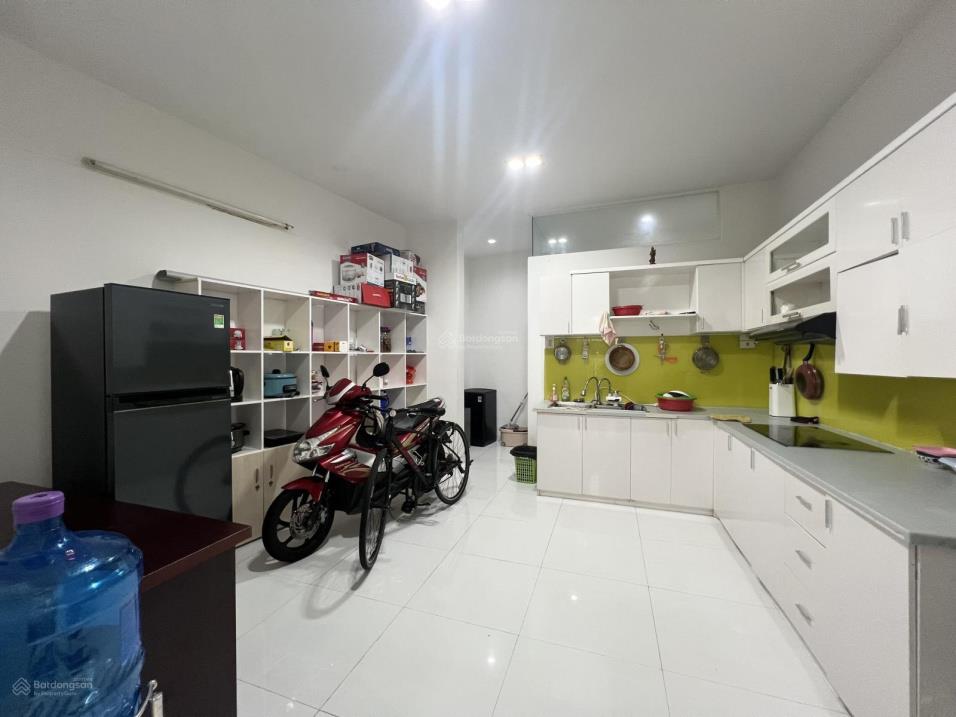 🏠 Giá tốt! Bán nhà 4 tầng trung tâm TP Nha Trang – hẻm thông, gần biển, sổ hồng hoàn công đầy đủ2652846