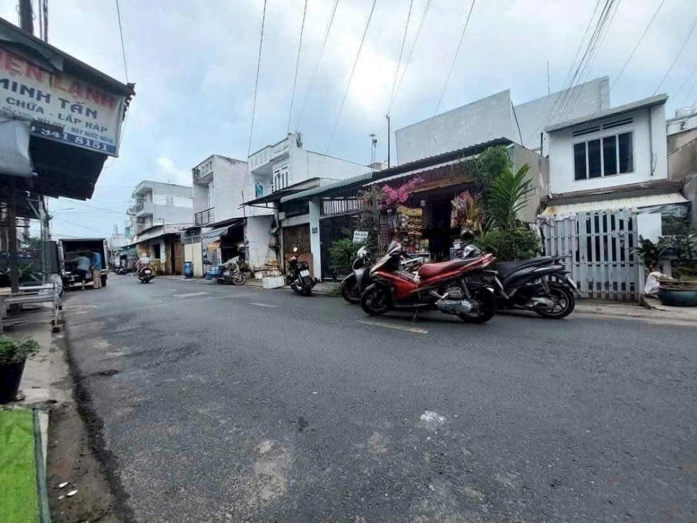 Kẹt bán gấp giảm luôn 500tr nhà Mặt tiền Đường Hiệp Thành 06, Quận 12 chỉ còn 7.1 tỷ2391999