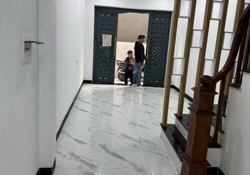 Chính chủ cần cho thuê nhà nguyên căn mới xây 4 tầng, 4PN, 4 wc tại Di Trạch, Hoài Đức, HN2599364