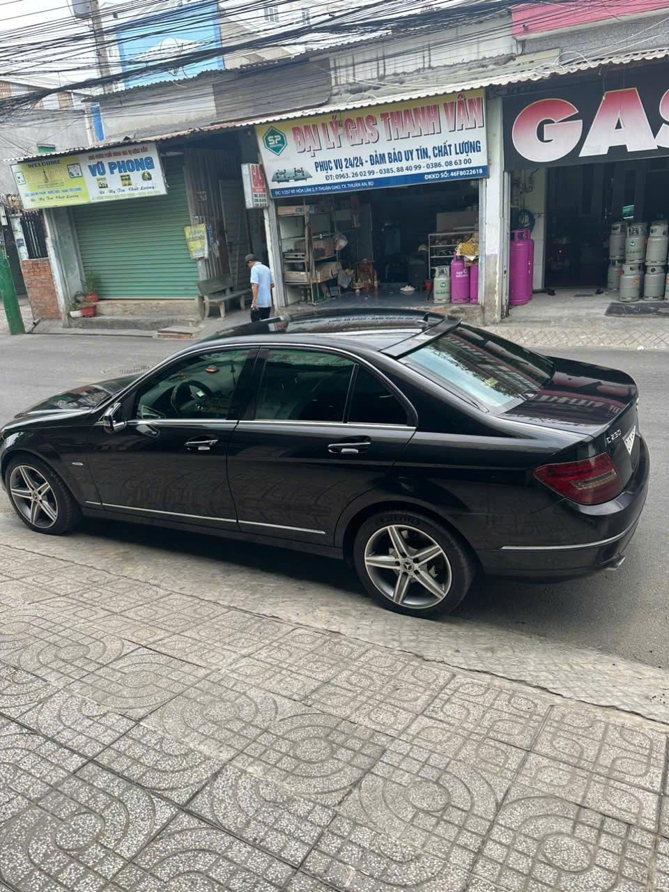 Chính chủ bán xe MERCEDES E230 2610097