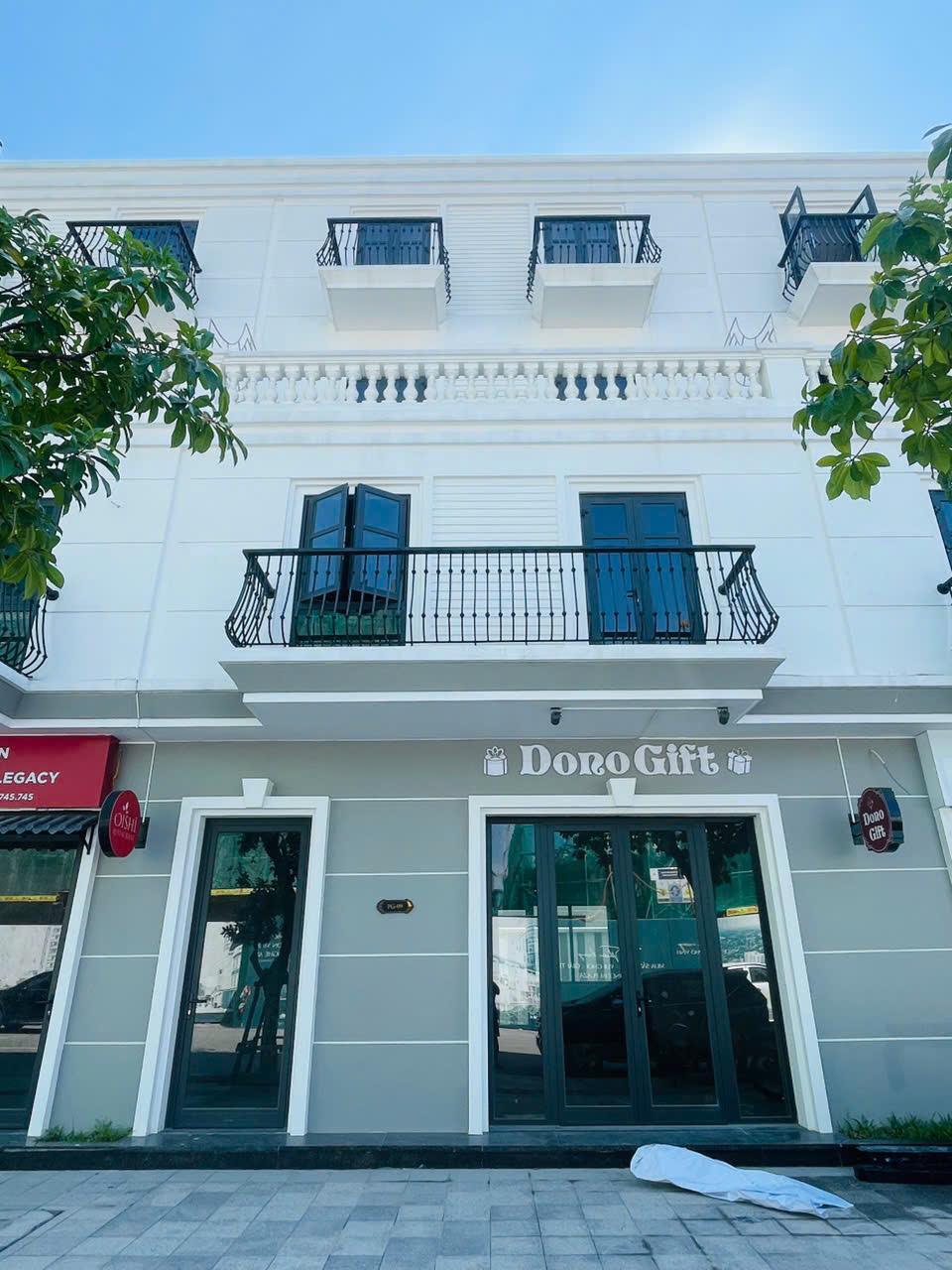 Nhanh tay sở hữu ShopHouse Vinhome Quang Trung, Tp Vinh, giá chỉ hơn 4 tỷ - cơ hội đầu tư sinh lời hấp dẫn!2511257