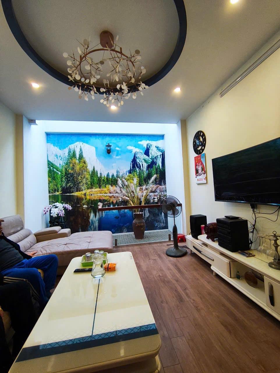 NHÀ ĐẸP – GIÁ TỐT –CHỦ CẦN BÁN CĂN NHÀ 3 TẦNG Tại Phường Đông Vệ, Thành phố Thanh Hóa- THANH HÓA2520398