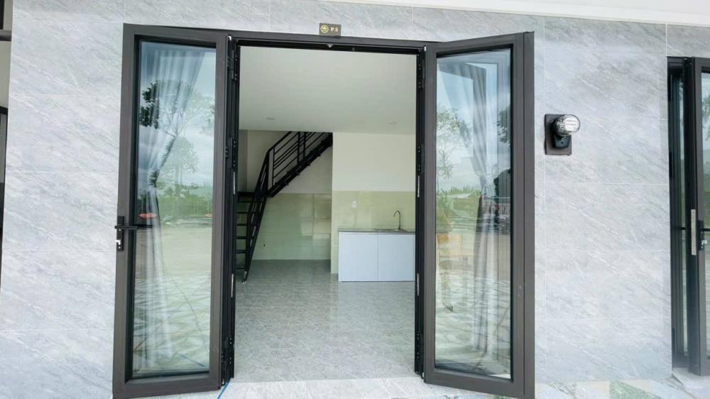 CHO THUÊ PHÒNG TRỌ CAO CẤP - HƯNG THẠNH, CẦN THƠ - 2.7 TRIỆU/THÁNG
PHÒNG TRỌ ĐẸP - 16M2 - VỊ TRÍ TUYỆT VỜI - LIÊN HỆ NGAY 09076239622576014