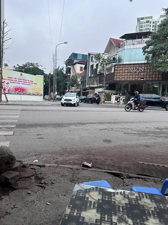Cho Thuê Kho Bãi 6500M2 Đường Trần Kim Xuyến2469028