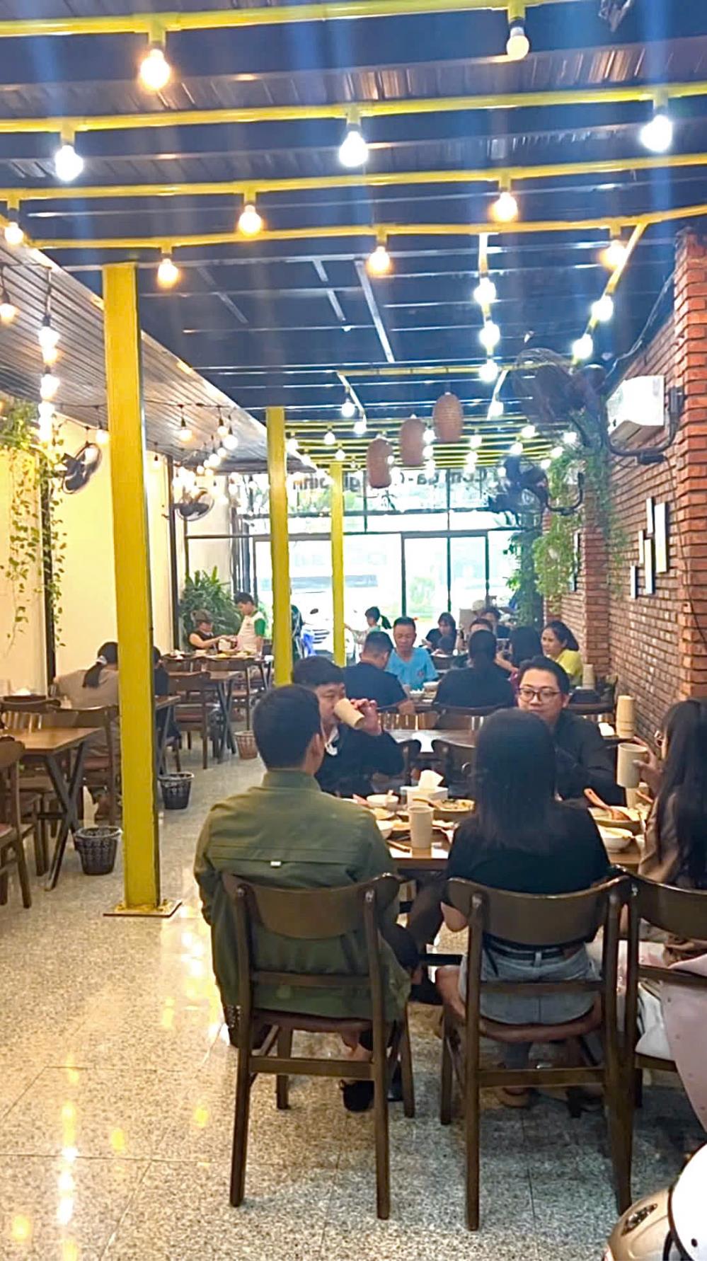 SANG NHƯỢNG QUÁN CƠM GÀ, CƠM BÌNH DÂN TẠI HẢI CHÂU, ĐÀ NẴNG2438956