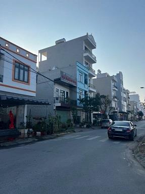 ► Chính chủ cần bán gấp 2 ô đất Tái Định Cư khu 9, Phường Cao Xanh, - Thành phố Hạ Long - Quảng Ninh.2618931