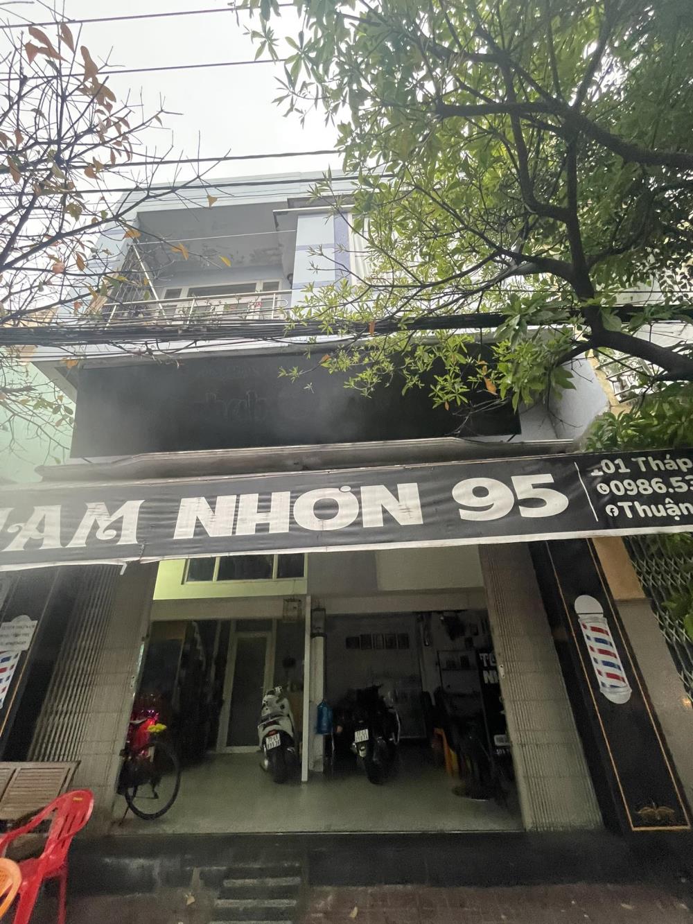 BÁN NHÀ 2,5 TẦNG - ĐƯỜNG 24M - VỊ TRÍ ĐẸP NGAY TRUNG TÂM TP. QUY NHƠN 🔥2550063