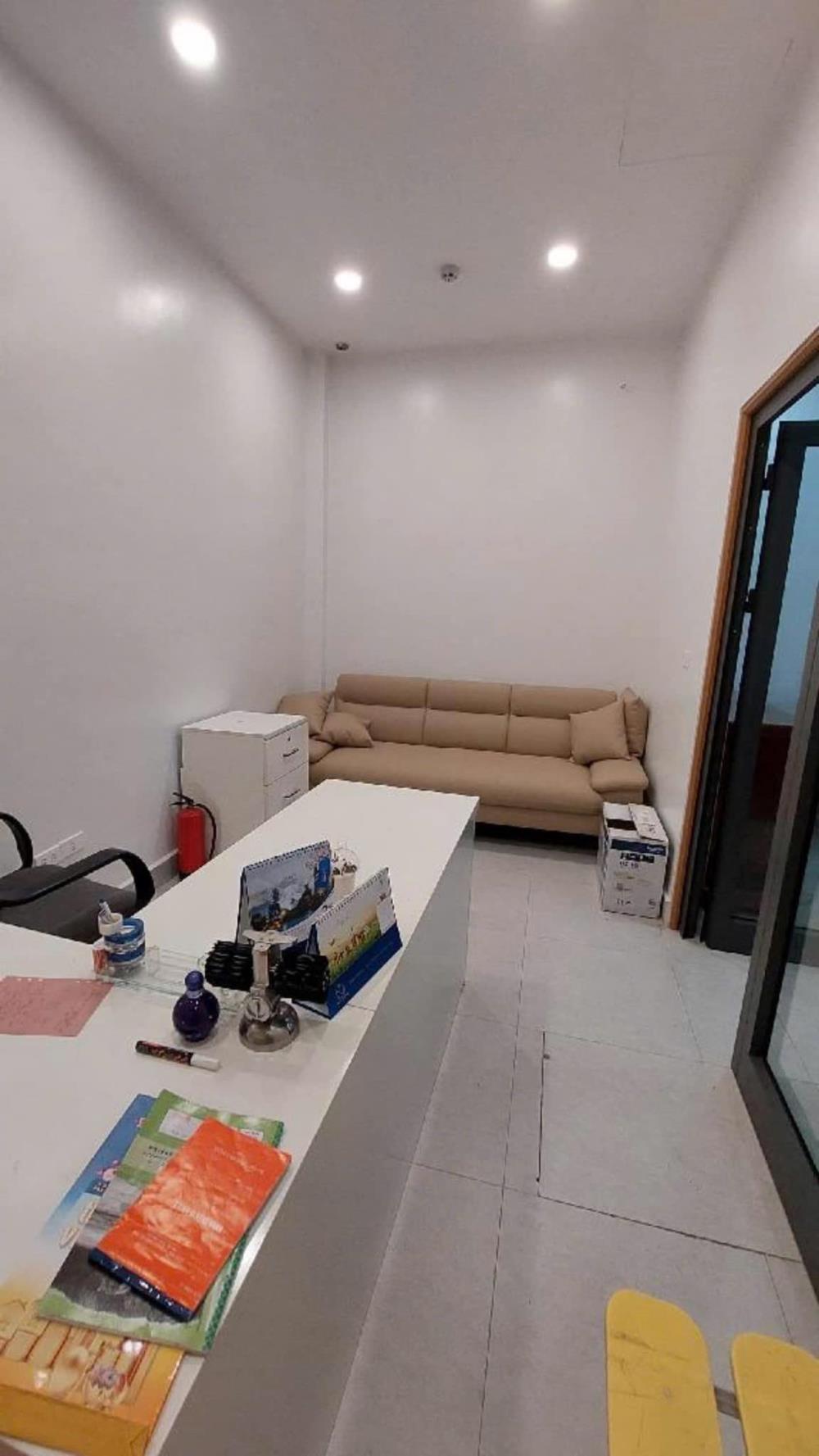 TÒA NHÀ VP THÁI HÀ💥 DT 56M2 x 7T💥MT 5.3M💥30 TỶ💥 PHÂN LÔ💥 Ô TÔ TRÁNH💥 THANG MÁY2556414