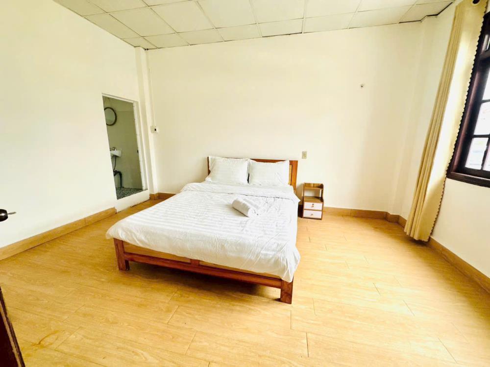 CHO THUÊ NHÀ 4 PHÒNG NGỦ ĐƯỜNG MẠC ĐỈNH CHI P4 ĐÀ LẠT 15TR/THÁNG2373669