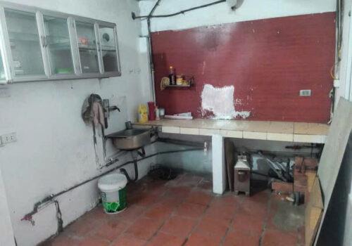 Cho thuê nhà cấp 4 riêng biệt số 10, hẻm 8 ngách 17 ngõ 445 Lạc Long Quân, Tây Hồ, HN2599448