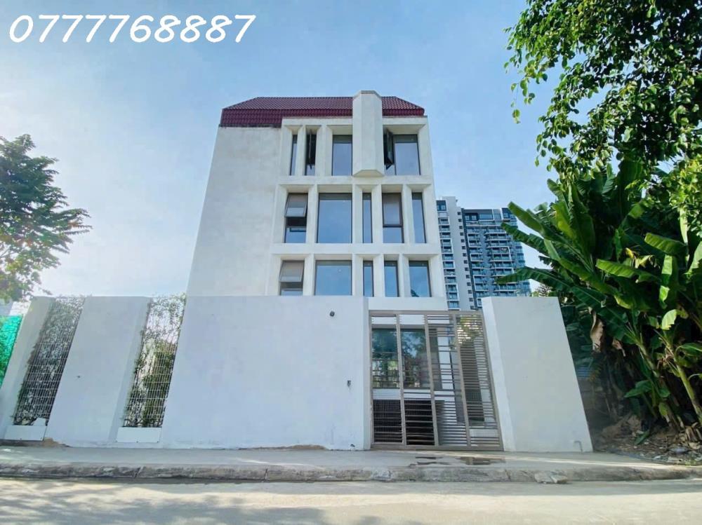 Bán gấp tòa nhà hầm 5 tầng, 240m2 Thạnh Mỹ Lợi cách sông, CC One 500m2529925
