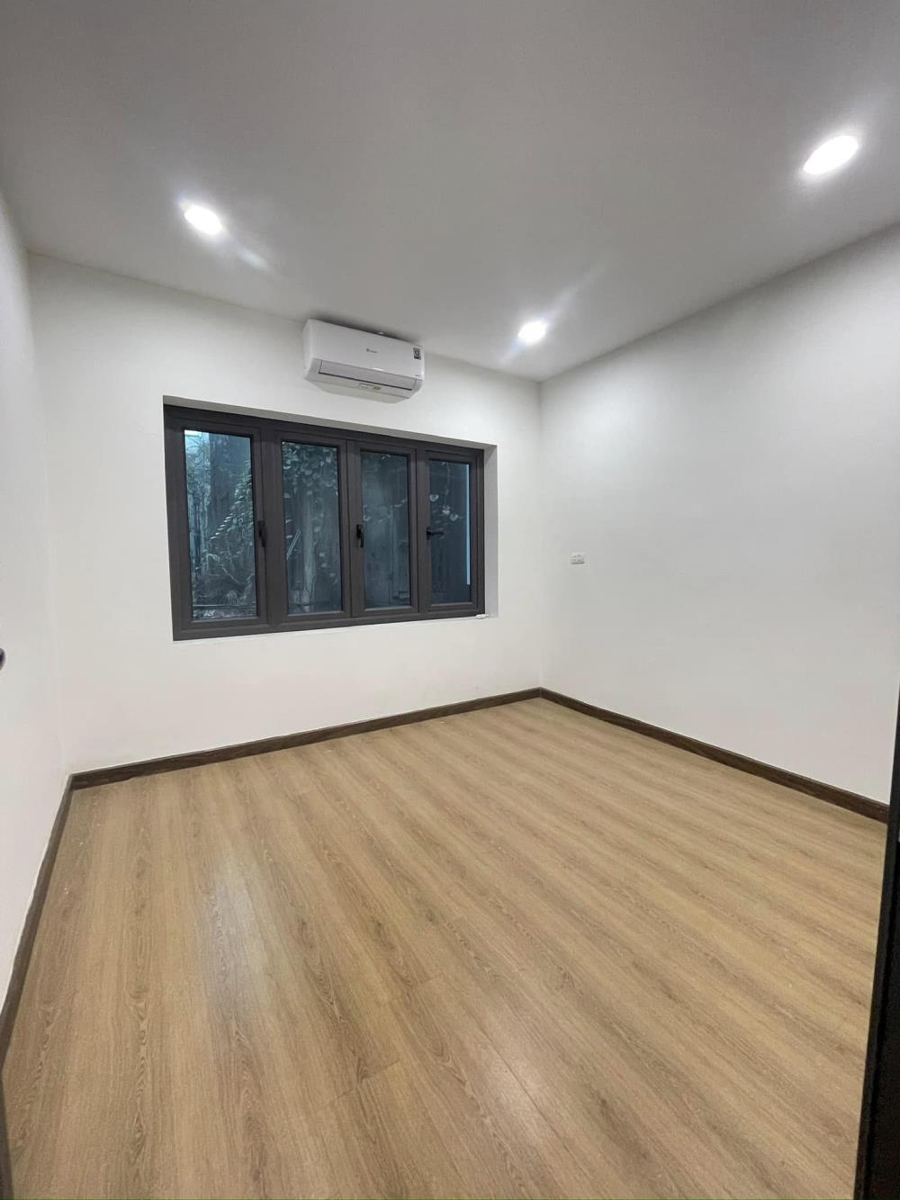 Cho thuê nhà nguyên căn ngõ ô tô Hồng Mai 38m2, 3 tầng ở gia đình, nhóm ít người 8.5tr/th2468105