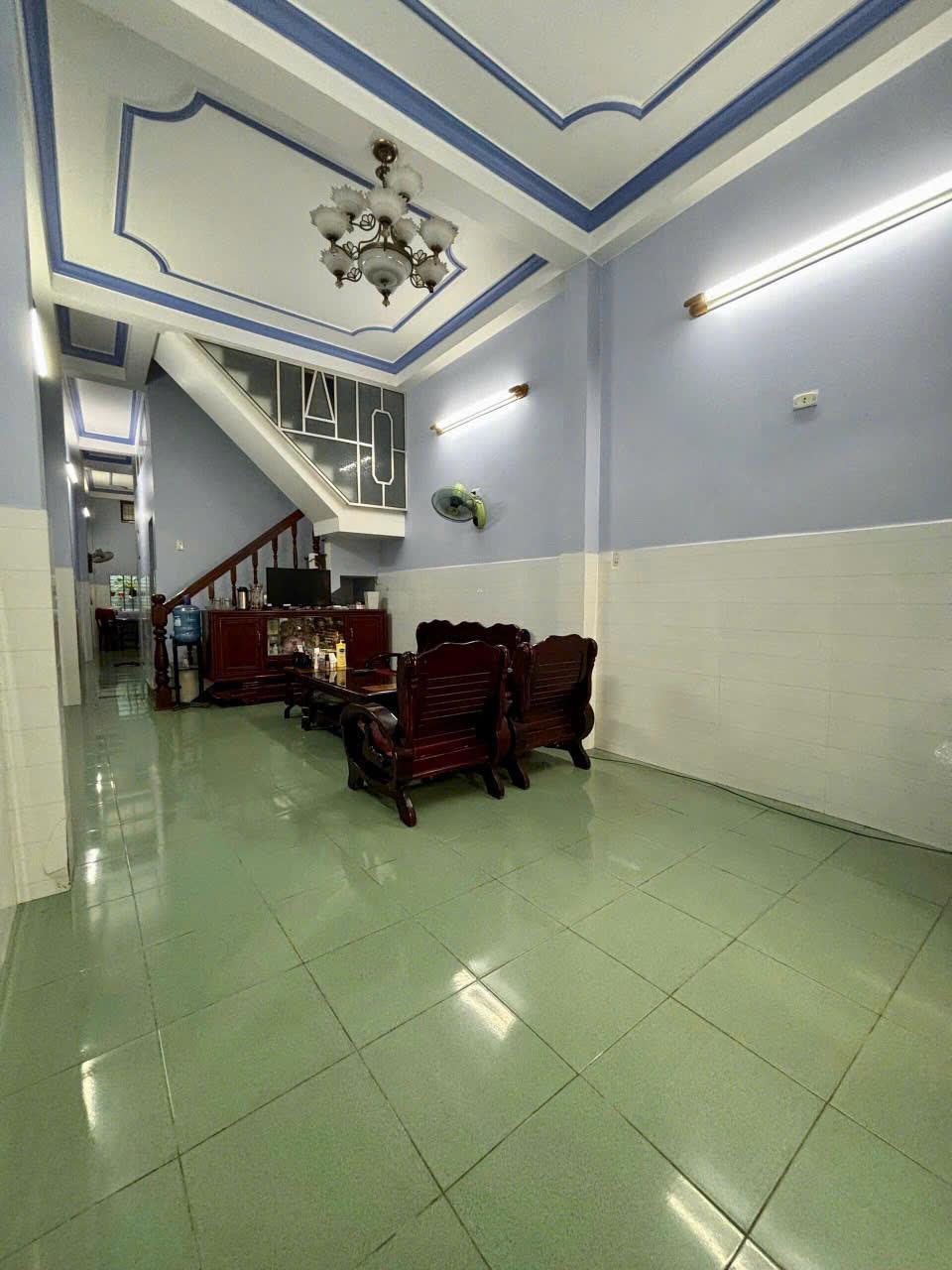 CHÍNH CHỦ CẦN BÁN NHANH CĂN NHÀ 2 TẦNG TẠI đường Lê Văn Sĩ, P Trần Phú, TP Quảng Ngãi, Quảng Ngãi2493654
