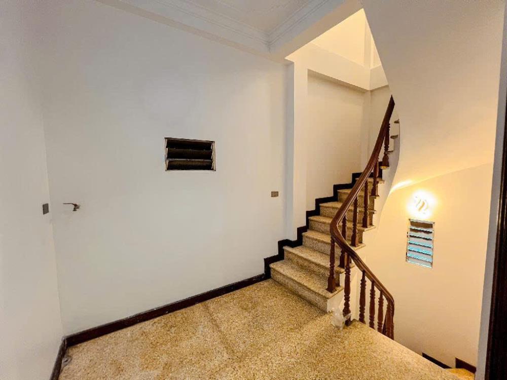 Bán nhà Phố Phương Mai_Vị Trí Trung Tâm_Lô Góc Thoáng Sáng_31mx6T_Giá: 6.8 Tỷ_Lh: 0396935190.2446696