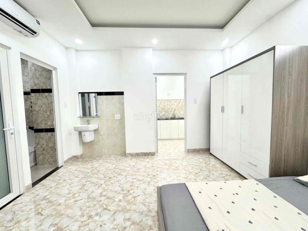 CHO THUÊ CĂN HỘ DỊCH VỤ - NGUYỄN TẤT THÀNH, QUẬN 4 - FULL NỘI THẤT, CHỈ CẦN XÁCH VALI VÀO Ở2500933