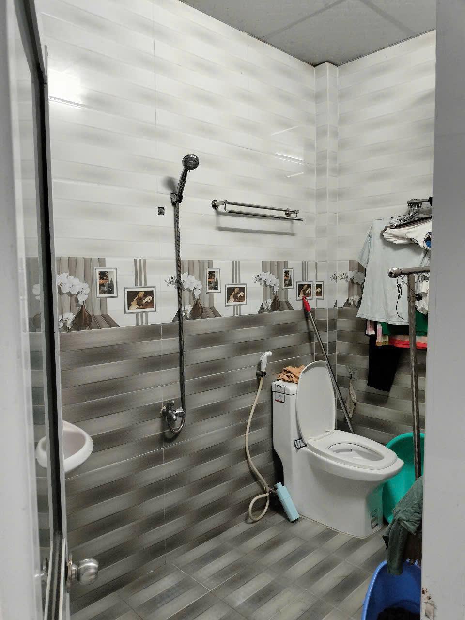 BÁN NHÀ HẺM PHƯỜNG VĨNH NGUYÊN GẦN BIỂN NHA TRANG2512411