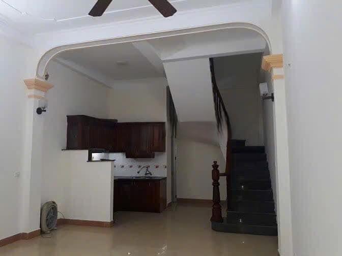 Cho thuê nhà ngõ 184 Vương Thừa Vũ làm VP, KD online kết hợp ở, 4 tầng x 40m2, 11 Triệu2520034