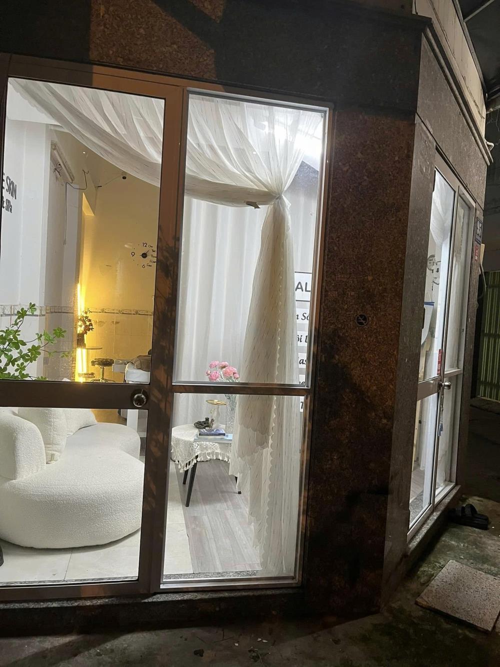 CẦN SANG NHƯỢNG LẠI SPA GIÁ RẺ CHỈ VỚI 45TR2341115