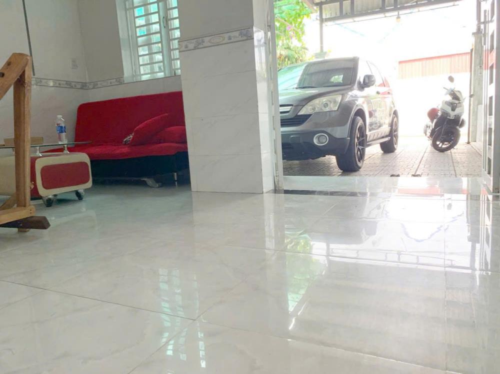 nhà 5,5 triệu 2 phòng ngủ có sân đậu ô tô2616683