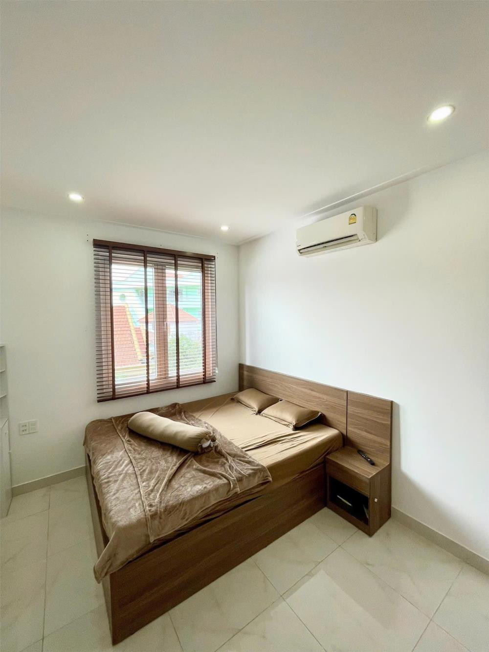 CHDV CAO CẤP  cách sân bay 5p, 2PN, 2WC full nội thất DT 55m2. Giá 12,5tr/thg2622347