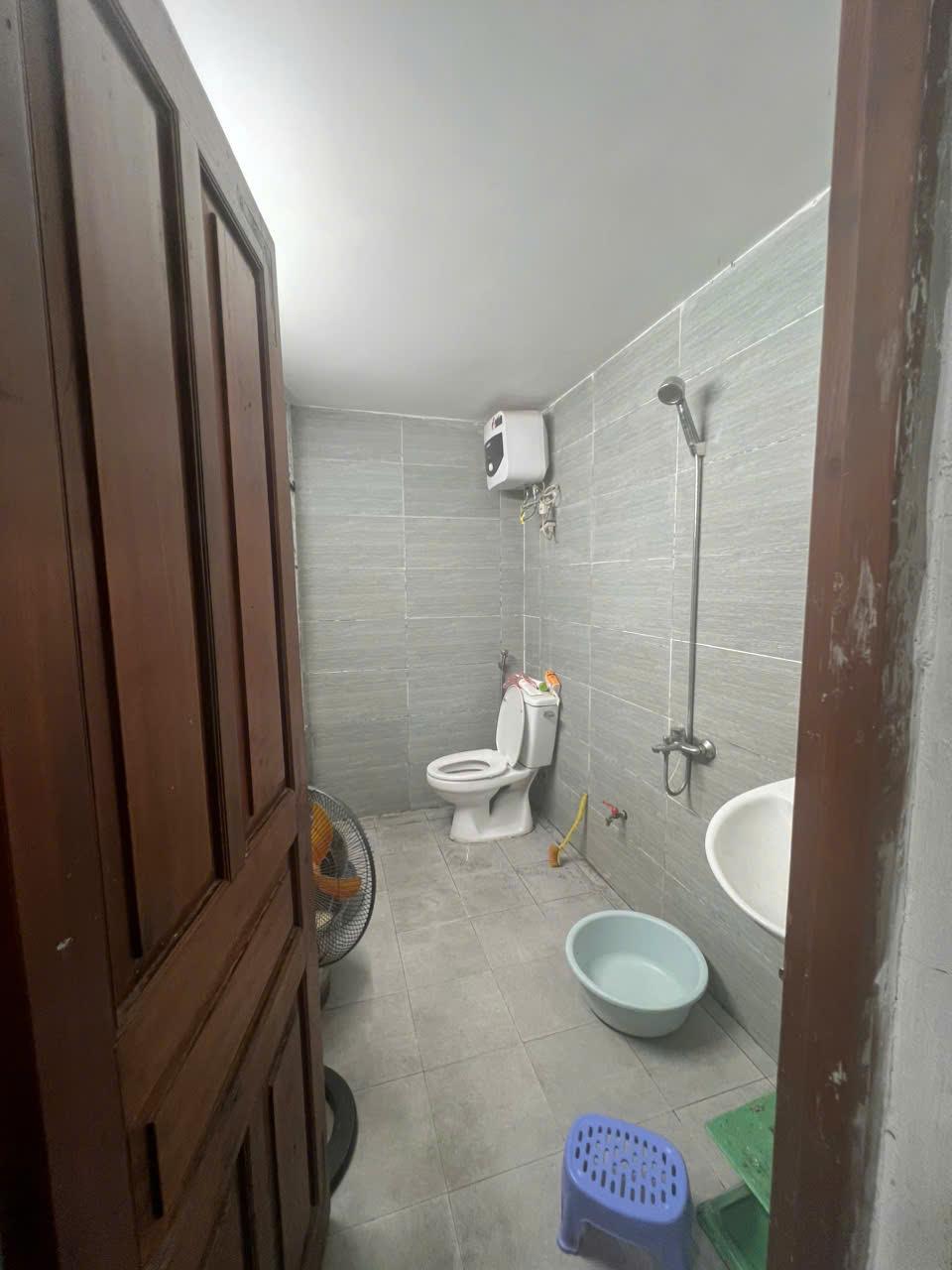 Chính chủ Cho thuê mặt bằng 70m2 tầng 1 tại Ngõ 321 Phúc Lợi2379629