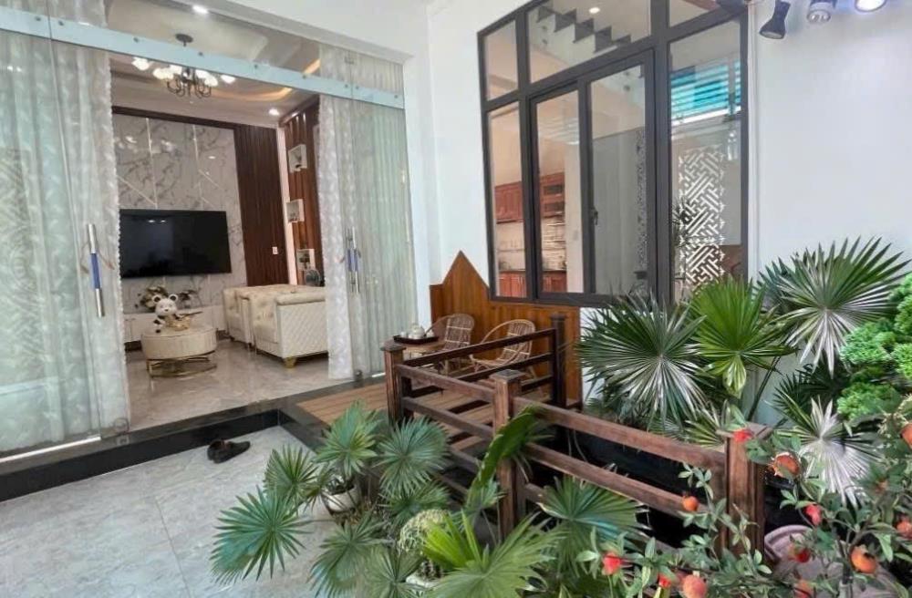 NHÀ ĐẸP CHÍNH CHỦ - Vị Trí Tại : Hẻm rông 2m4 - Số nhà 61 Trần Quang Diệu - Phường Thống Nhất - Gia Lai2517376