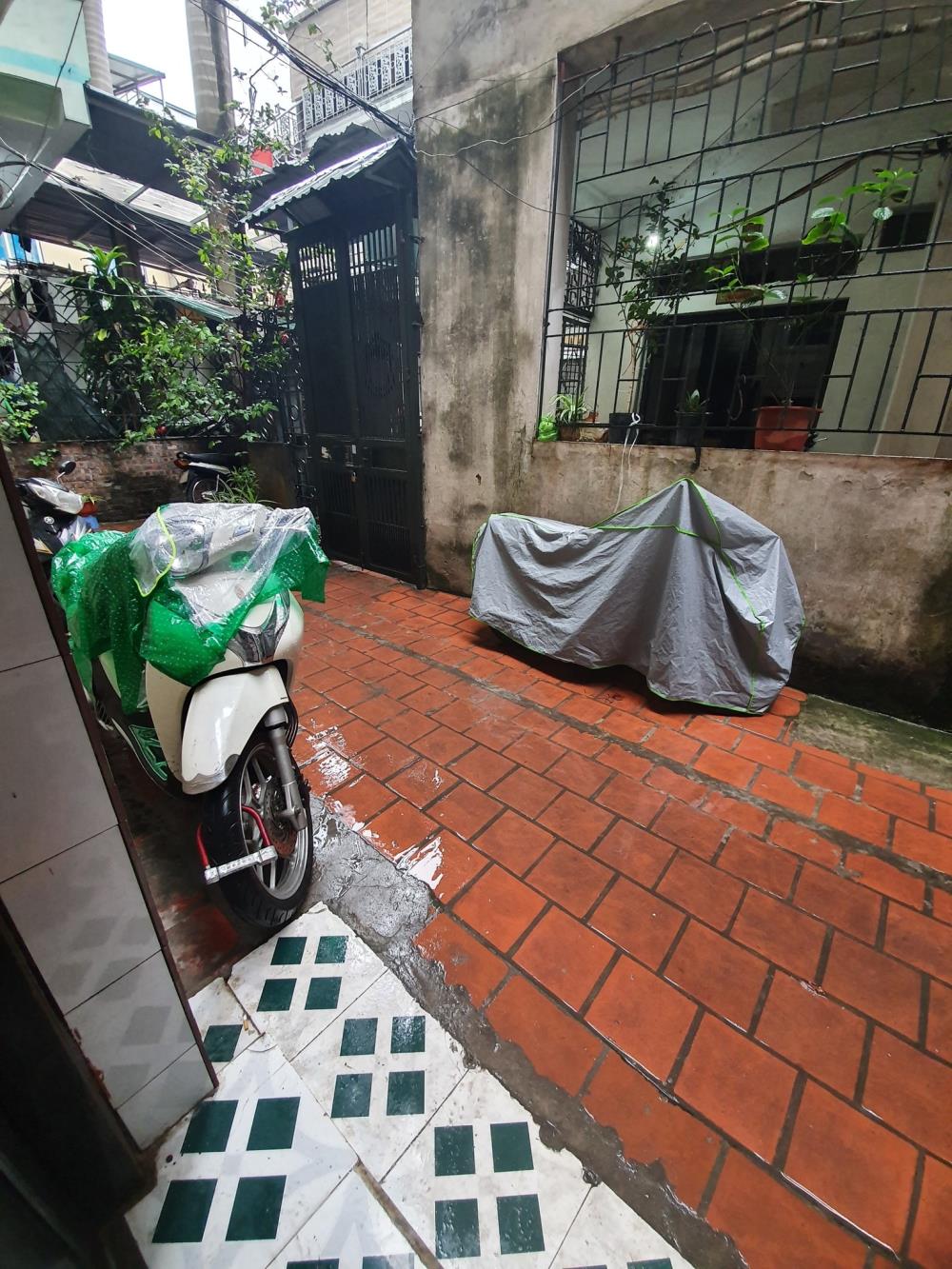 Chính chủ cho thuê nhà cấp 4 có 1n1k, VSKK ở ngõ chợ Khâm Thiên, Đống Đa2612639
