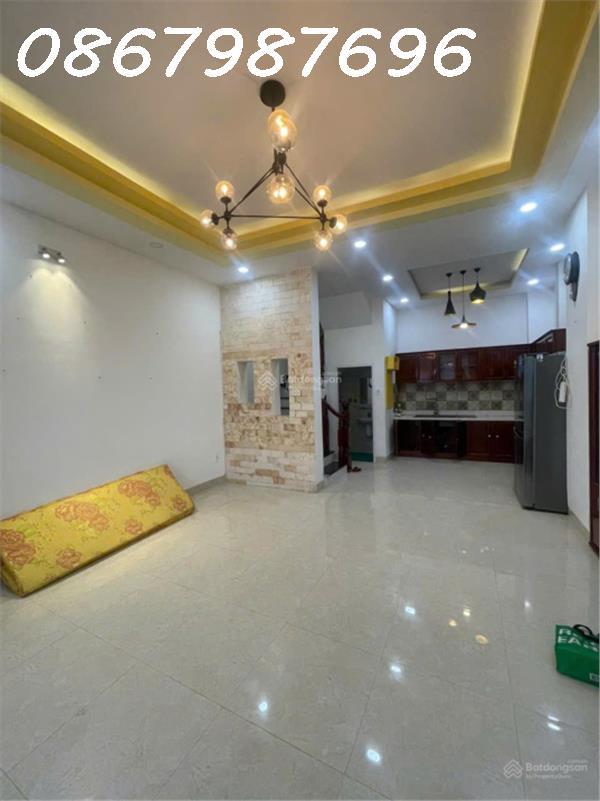 Bán nhà 3 tầng mê đúc chắc chắn DT 54,7m2 nở hậu, đường 5m oto thông, khu vực yên tĩnh , an ninh2418520