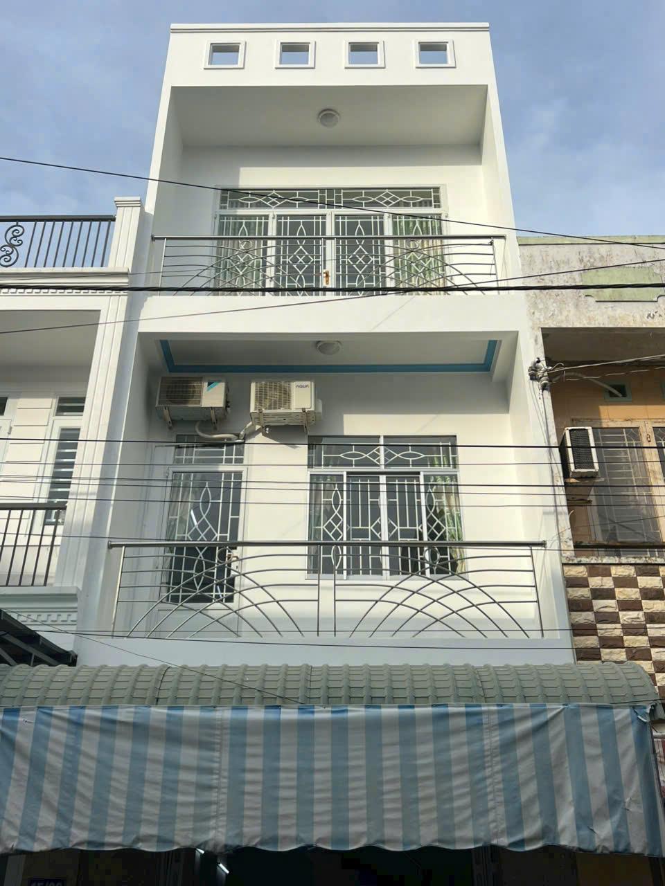 nhà 8 triệu 4 phòng ngủ cách chợ An Khánh tầm 24 m2452079