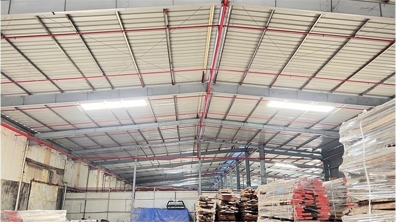xưởng sản xuất ổn định lâu dài, thu hút nhiều ngành nghề, công nghiệp phụ trợ. giao liền2405975