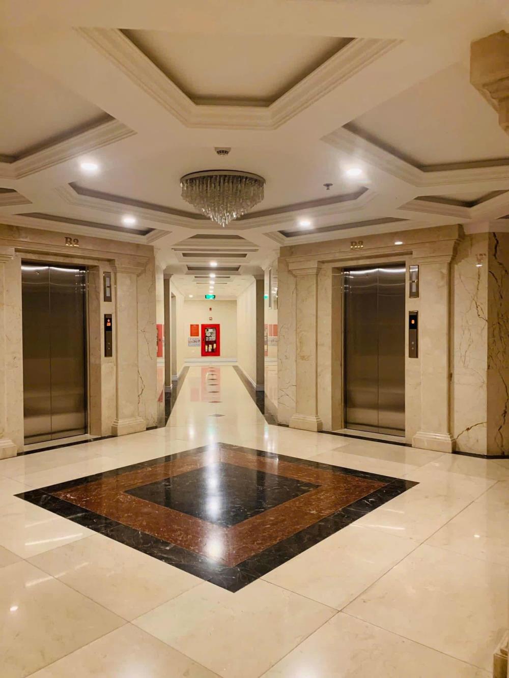 Cho thuê căn hộ chung cư cao cấp D’ Le Roi Soleil 59 Xuân Diệu, Tây Hồ, 112m2, 3 ngủ, vào ngay2419056