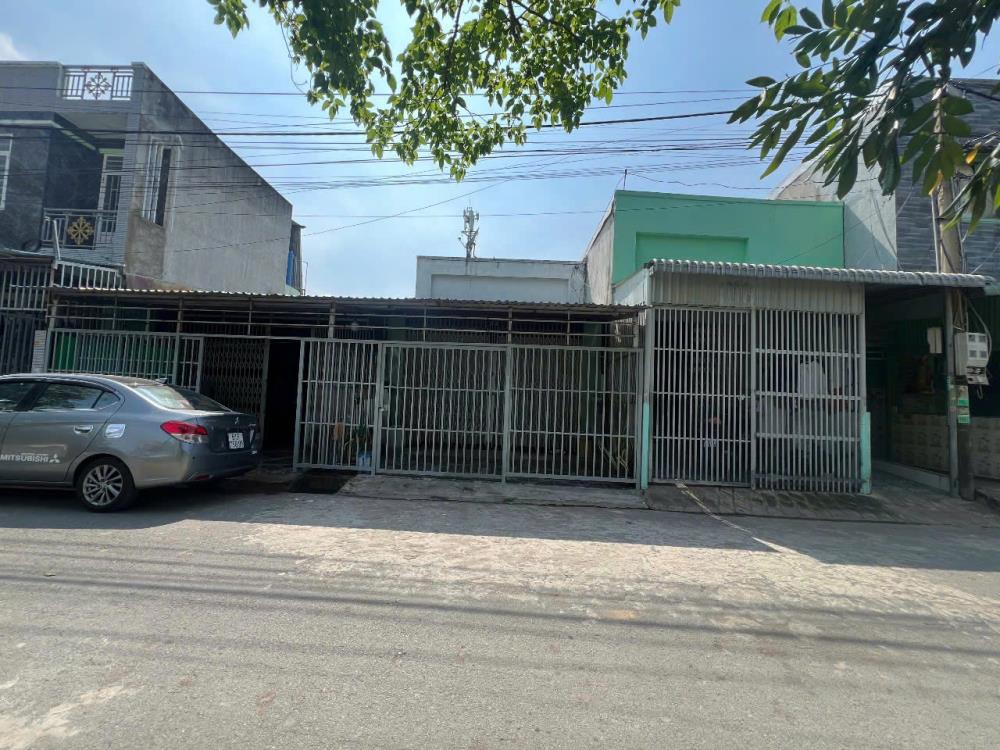 CHÍNH CHỦ CẦN BÁN 2 NỀN ĐẤT TẶNG NHÀ CẤP 4 TẠI ĐƯỜNG TỈNH LỘ 9 - XÃ HỰU THẠNH - ĐỨC HÒA - LONG AN.2616962