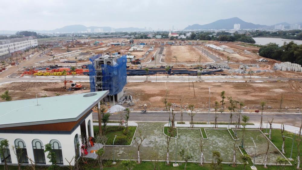 Sở Hữu Đất Quy Nhơn Mặt Tiền QL19 Giá Tốt: 1.8 Tỷ, Trả Trước 10%2588170