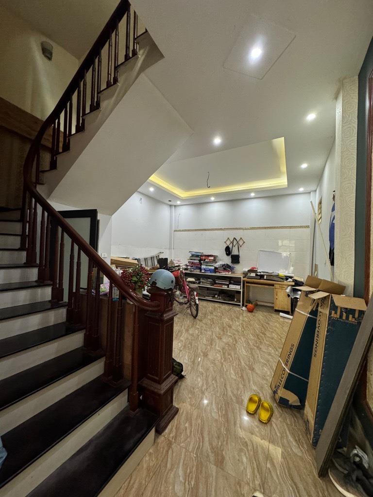 CHỦ HẠ CỰC SÂU 3 TỶ - Nhà 5 Tầng-hơn 50m2, mặt tiền gần 5 mét đường Kim Giang - Quận Hoàng Mai2348162