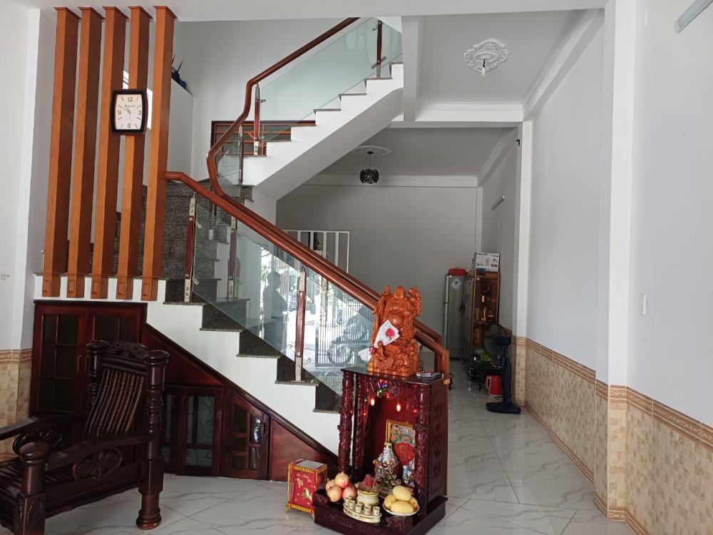NHÀ 3 TẦNG ĐẸP – LÔ GÓC – TT HẢI CHÂU – Ở NGAY – KINH DOANH TỐT – GIÁ CHỈ 5.7 TỶ2649637