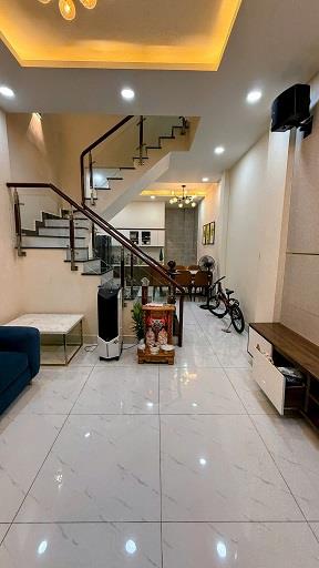 Cho thuê nhà nguyên căn 3PN. 1 trệt 2 lầu ( đối diện Vạn Phúc City)2720683