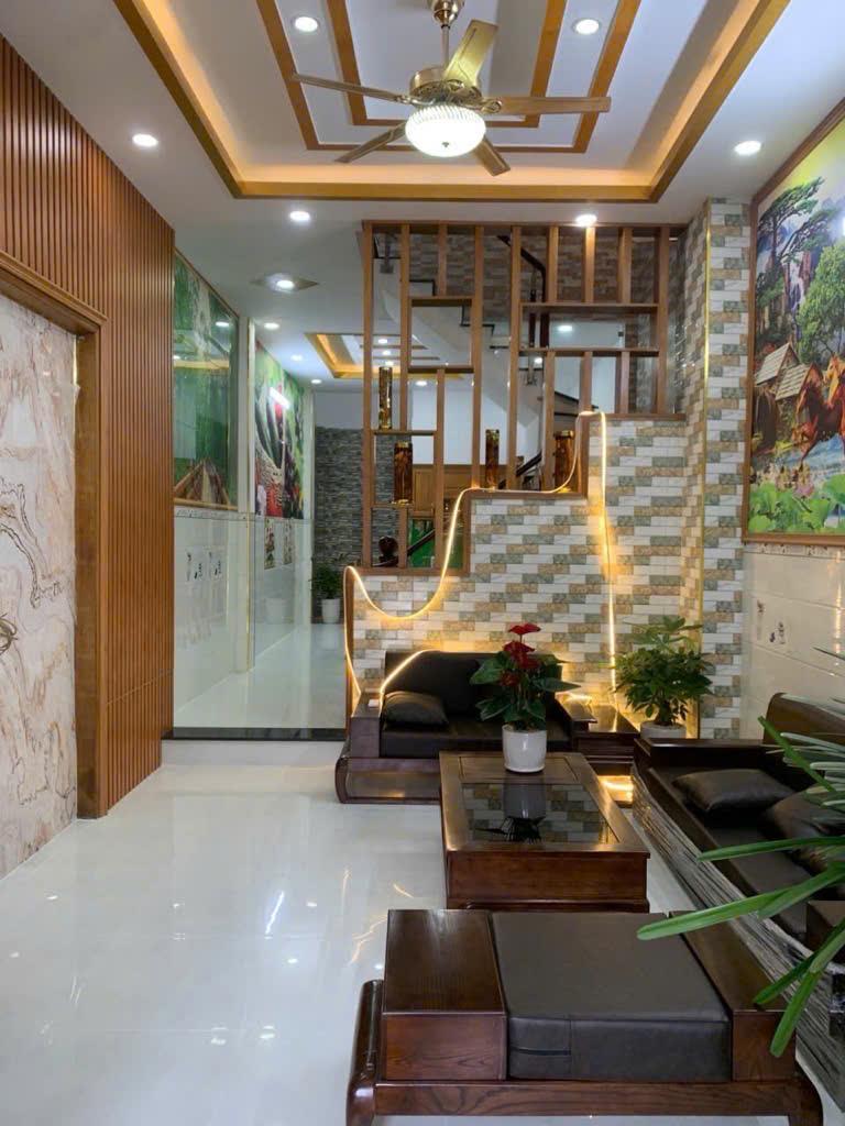 NHÀ 3 TẦNG (4x14.5), NỞ HẬU, HXH FULL NỘI THẤT LÂM THỊ HỐ, Q12 NHĨNH 5 TỶ2620609