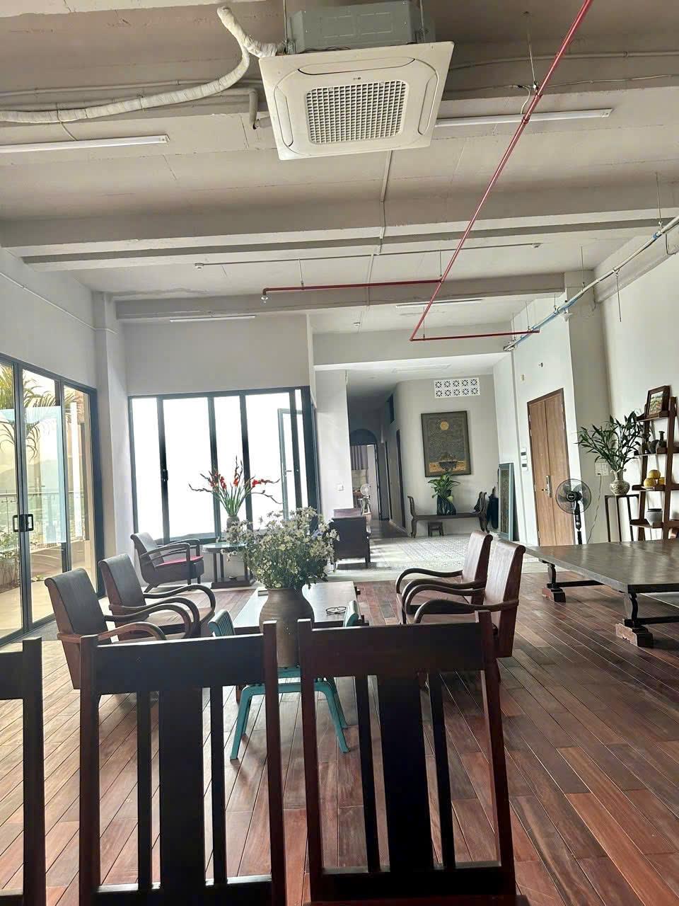 CHO THUÊ CĂN PENHOUSE NGAY BIỂN TP.NHA TRANG2523458