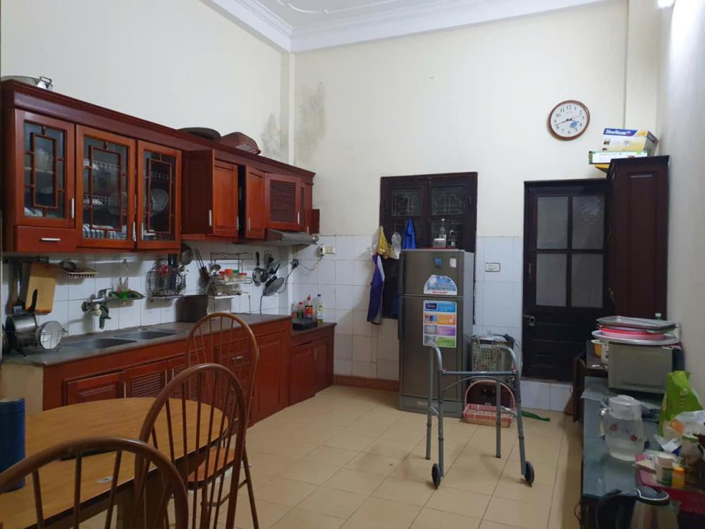 Chính chủ cho thuê nhà nguyên căn 3 tầng.2673523