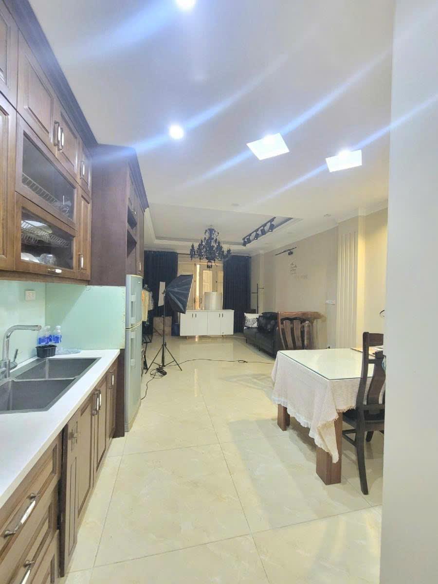 BÁN NHÀ TÂY SƠN🔥 ĐỐNG ĐA🔥 50M2 x 7T🔥 MT 4M🔥 19.8 TỶ🔥 NGÕ THÔNG KD TỐT🔥 NGÕ OTÔ TRÁNH2603957