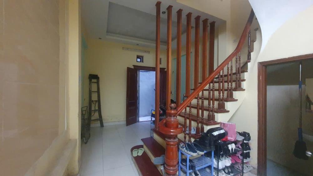 Bán nhà TT Cầu Giấy 40M2 4 tầng nhỉnh 7 tỷ gần Đại Học Sư Phạm Hà Nội2428807
