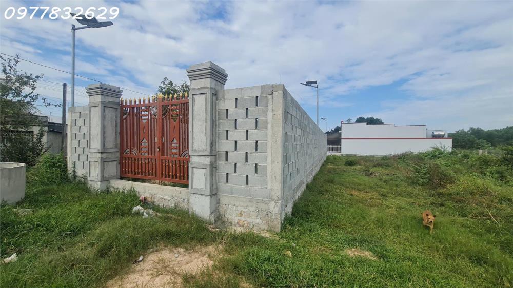 Bán đất ODT 2 mặt tiền Nguyễn Bỉnh Khiêm - TX LaGi giá đầu tư ngay trung tâm2423637