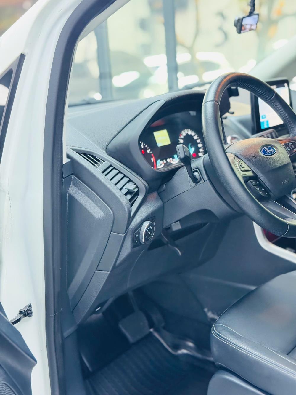 EcoSport Titanium 1.5 AT 20202736470